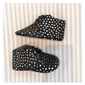 NEW Bonpoint Black and Gold Heart Booties